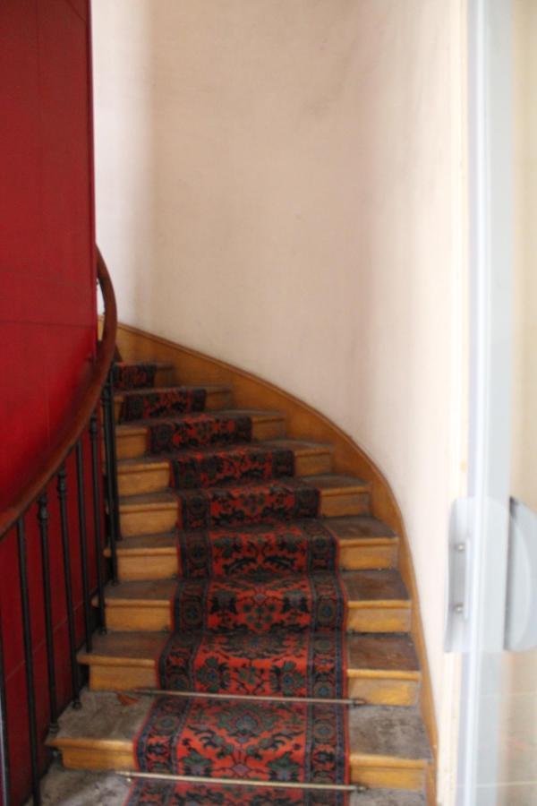 Edgar Saint-lazare - Amsterdam 4*